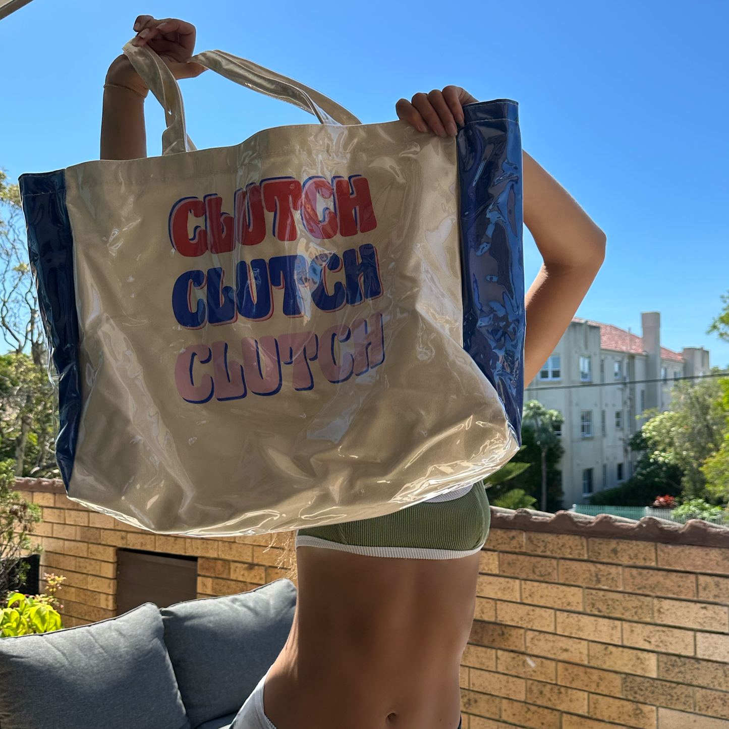 'CLUTCH' Beach Tote